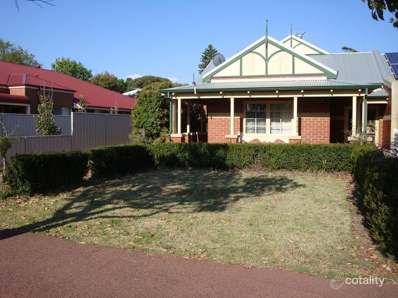 20 Hamilton St, East Fremantle, WA 6158