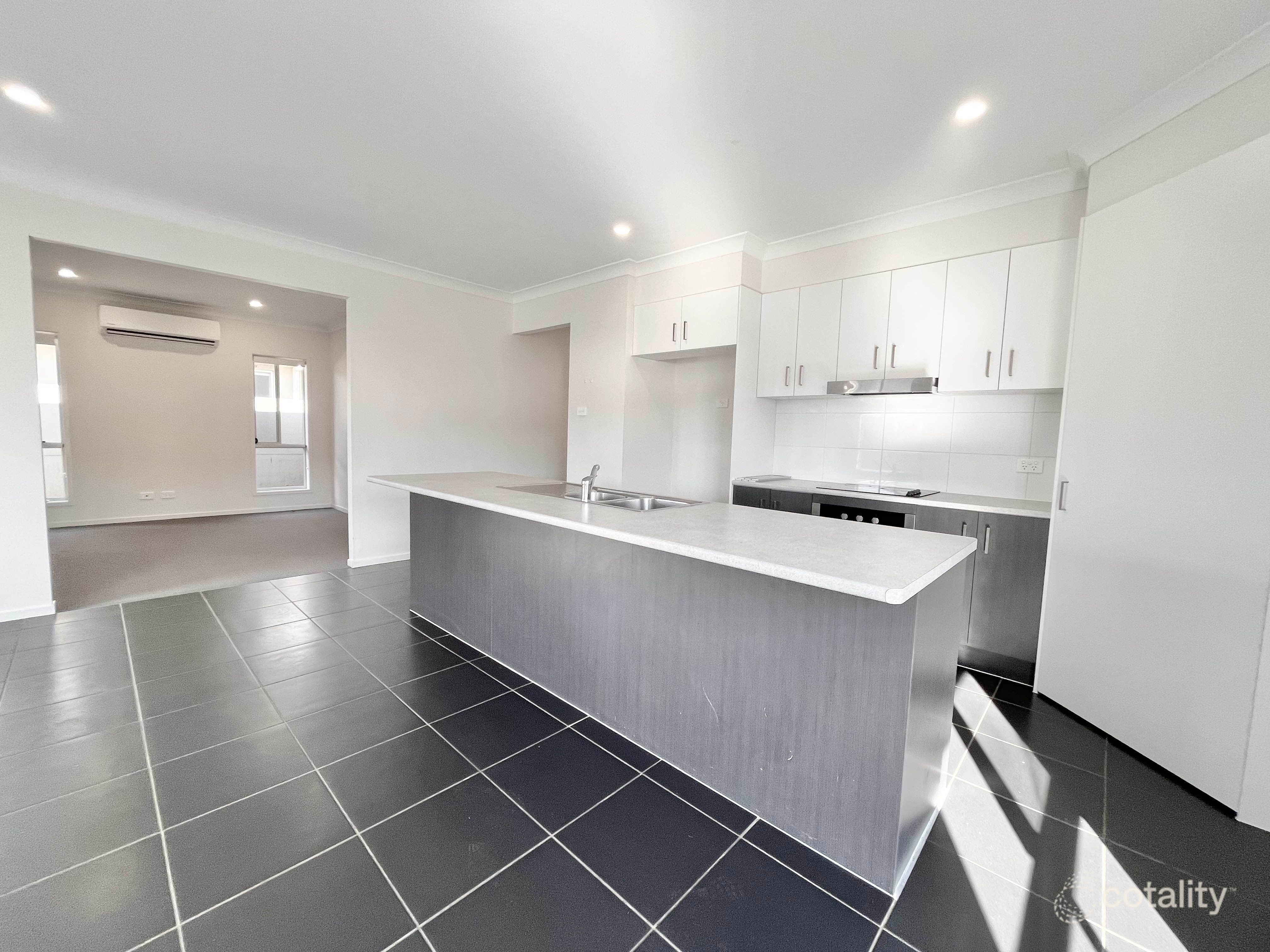 12 Hoban Rd, North Rothbury, NSW 2335