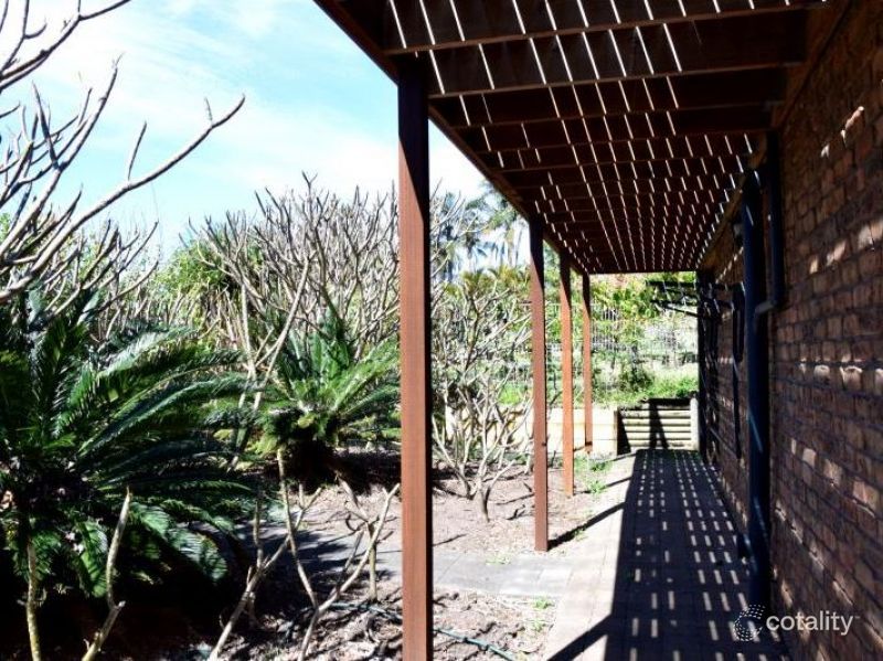 24 Shortland St, Redhead, NSW 2290