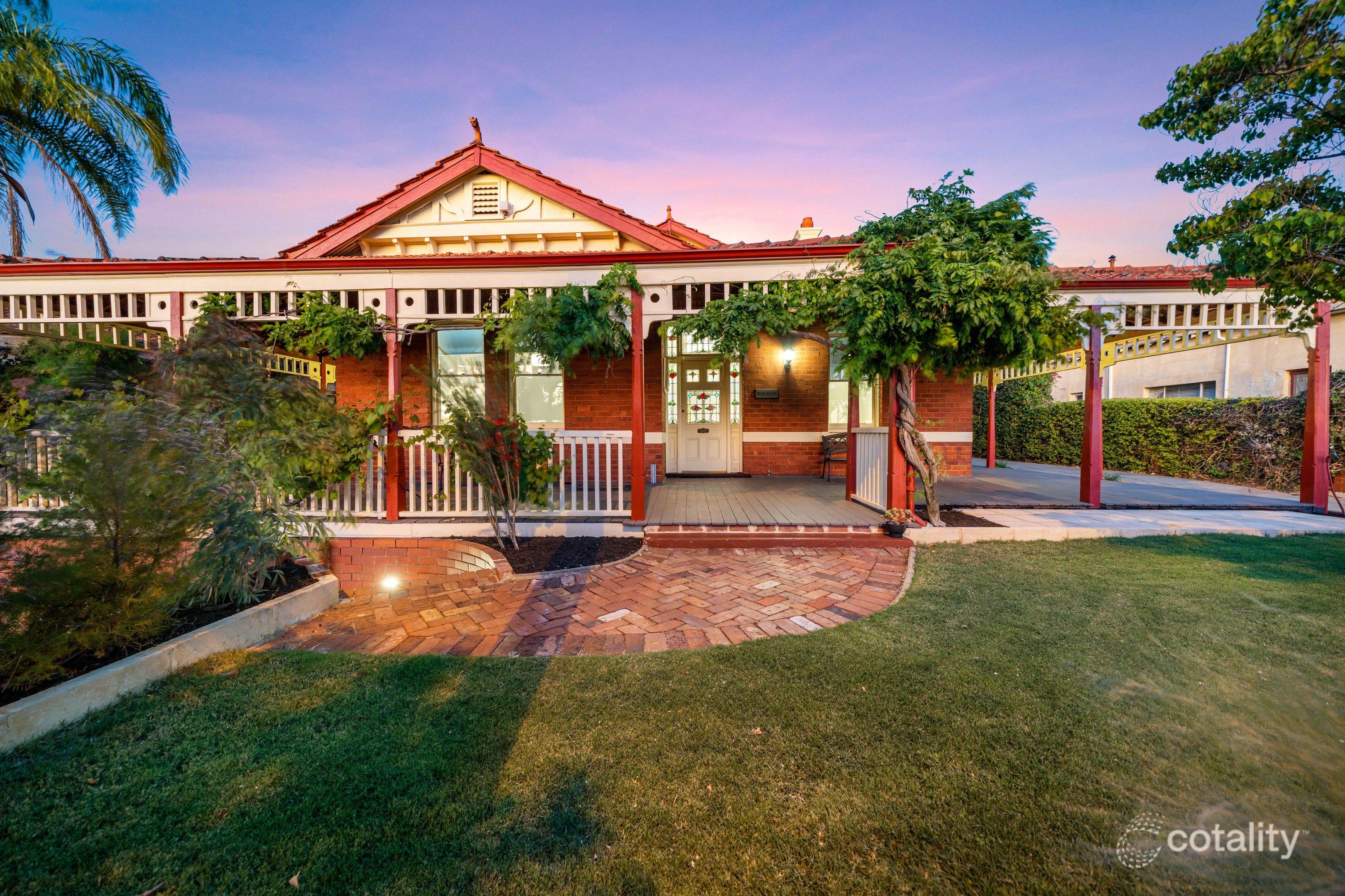 232 Walcott St, Menora, WA 6050