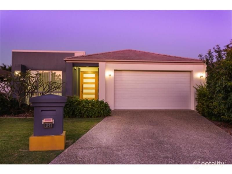 9124 Peter Senior Dr, Hope Island, QLD 4212