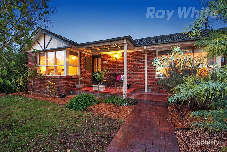 11 Anglo Ct, Mooroolbark, VIC 3138
