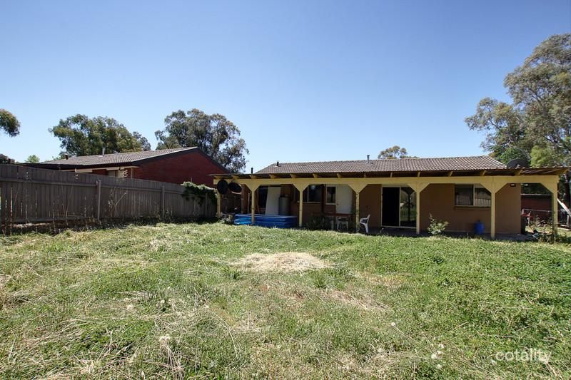 16 Skertchly Pl, Florey, ACT 2615