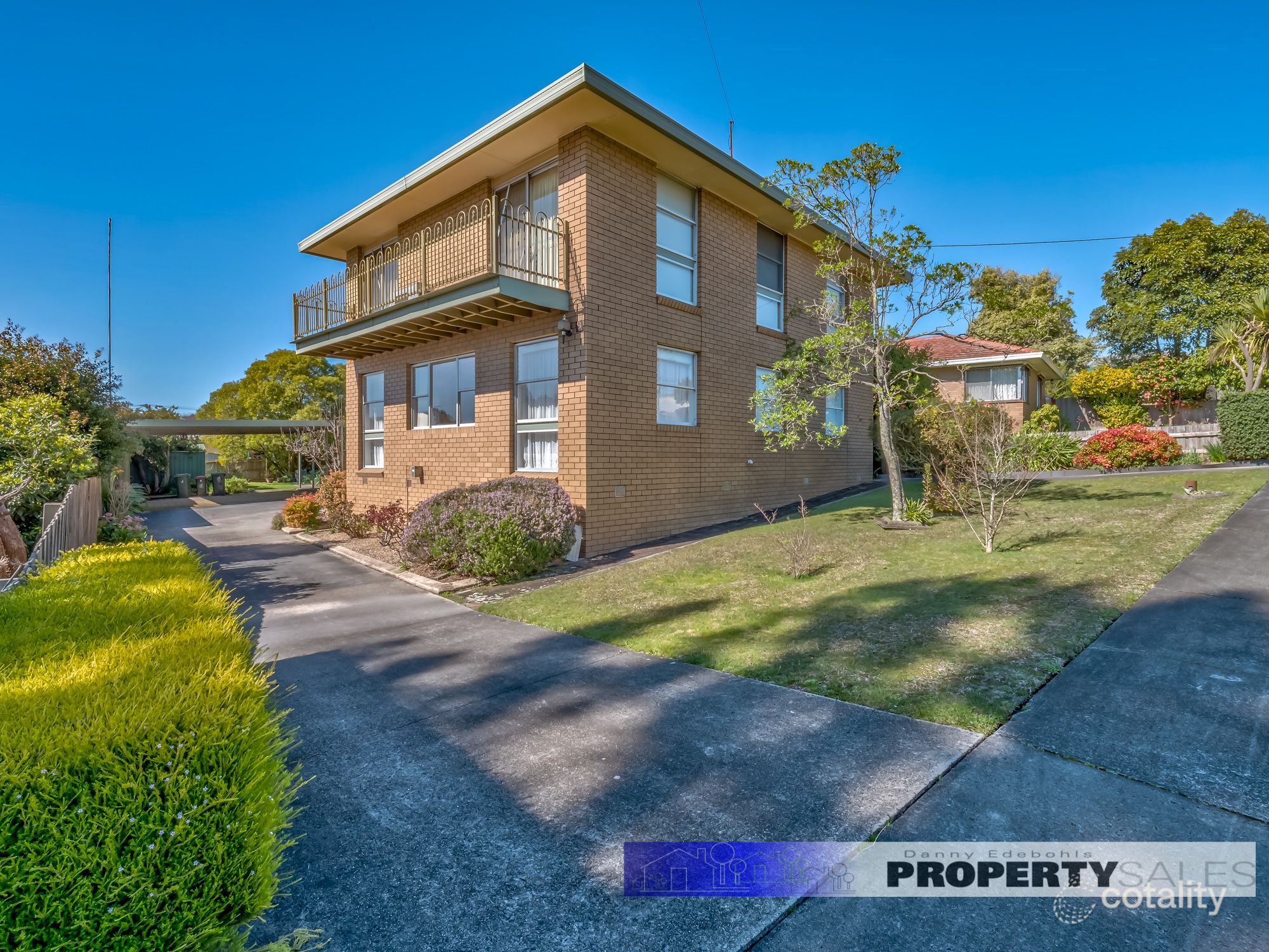 8 Ford Ave, Newborough, VIC 3825