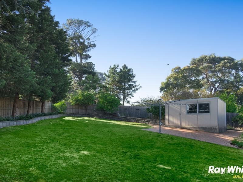 5 St James Ct, Doncaster East, VIC 3109