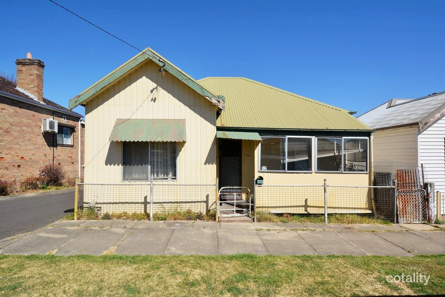 12 Cook St, Lithgow, NSW 2790