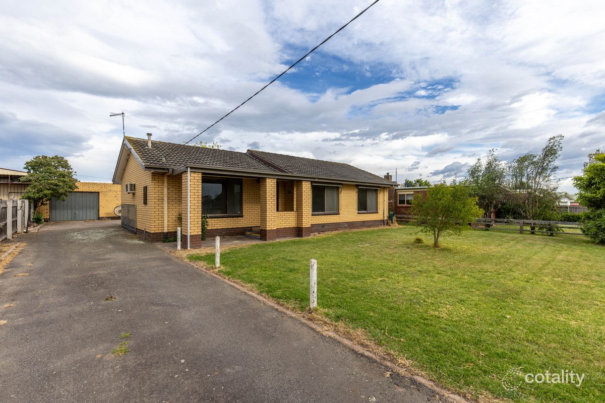 41 Knight St, Maffra, VIC 3860
