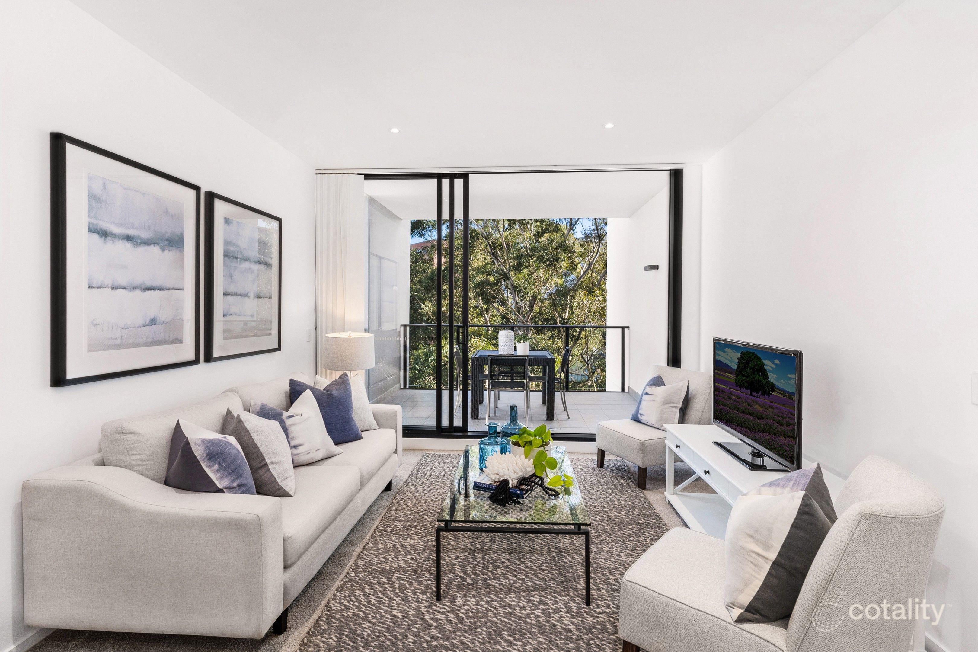 702/8 Saunders Cl, Macquarie Park, NSW 2113