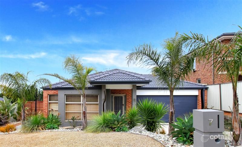 7 Castlehill Ave, Greenvale, VIC 3059
