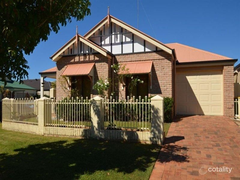 14 Shorehaven Pl, Varsity Lakes, QLD 4227