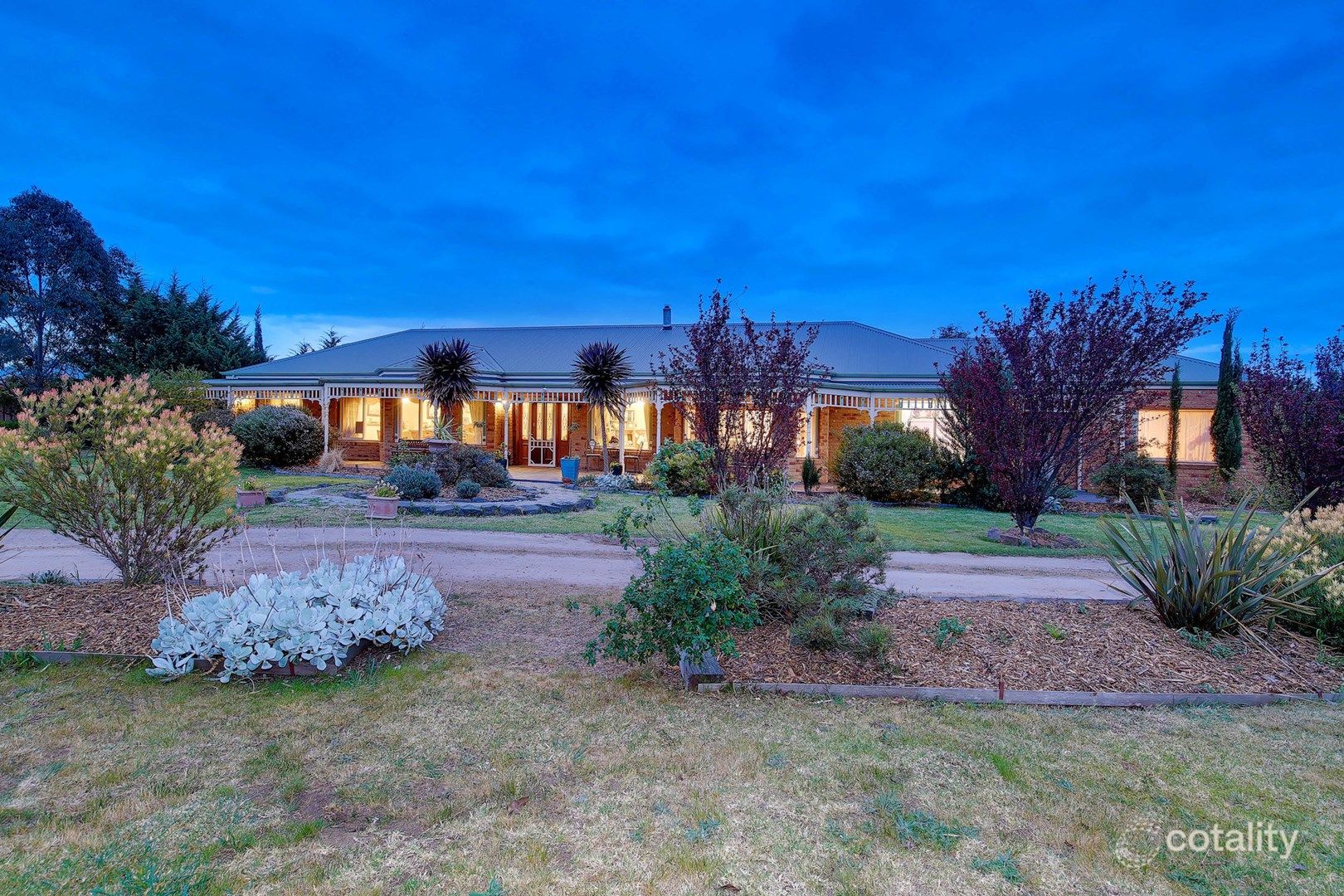 19 Red Gum Rd, Oaklands Junction, VIC 3063
