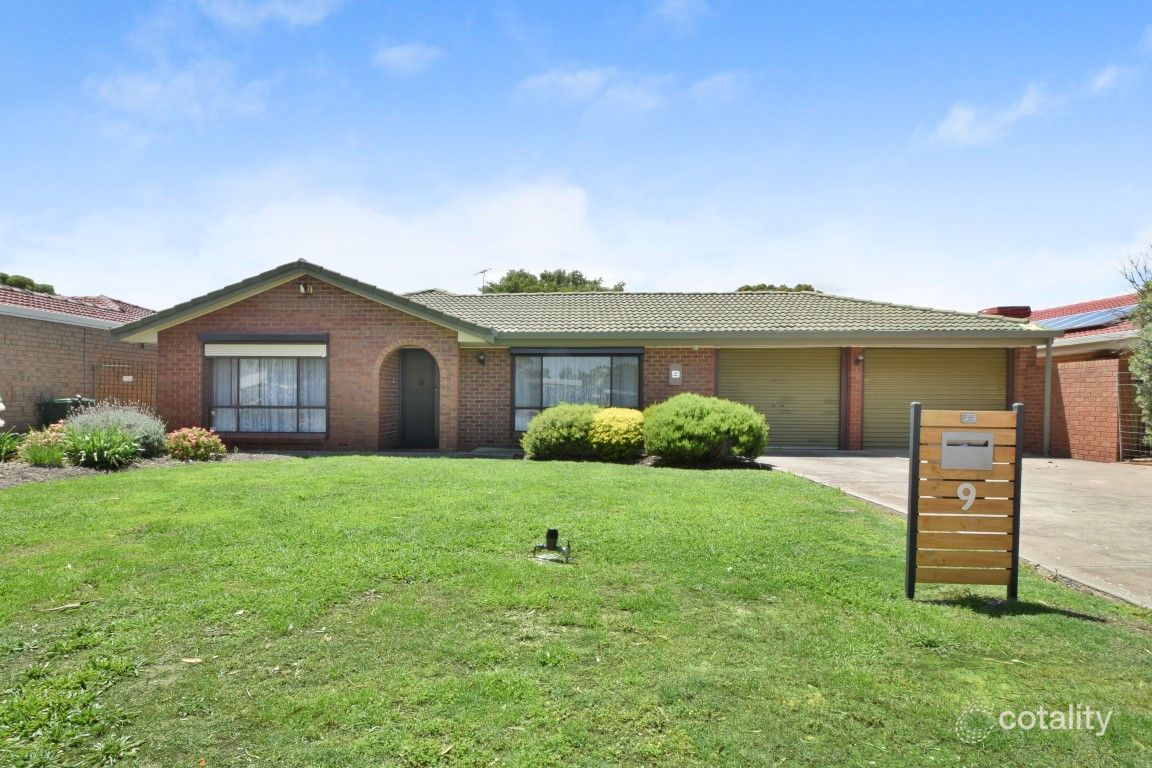 9 Magnolia Ave, Happy Valley, SA 5159