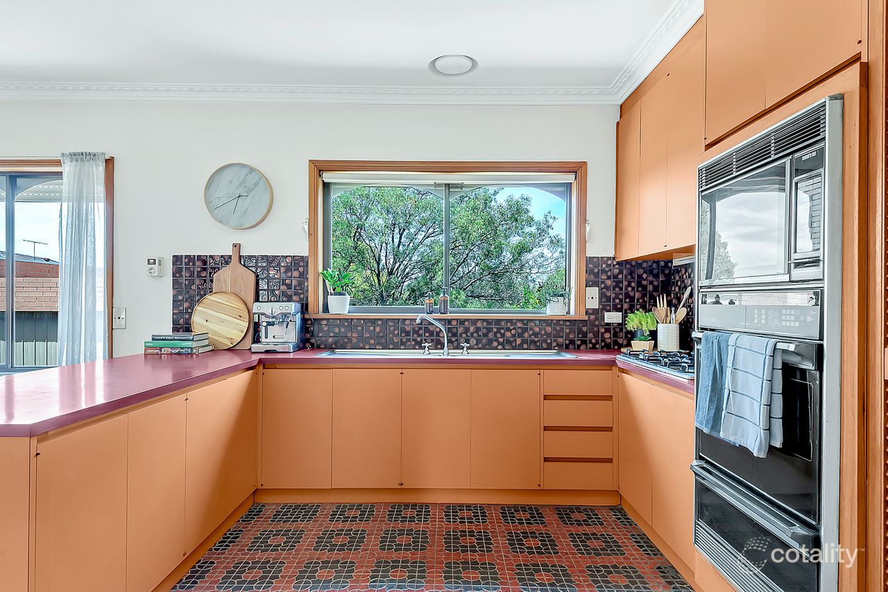 12 Mountbatten Ct, Reservoir, VIC 3073