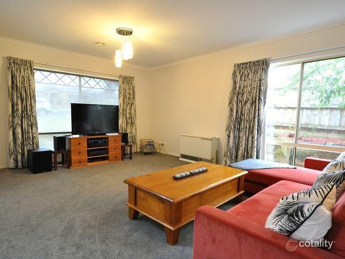 8 Gwinear Ct, Warragul, VIC 3820