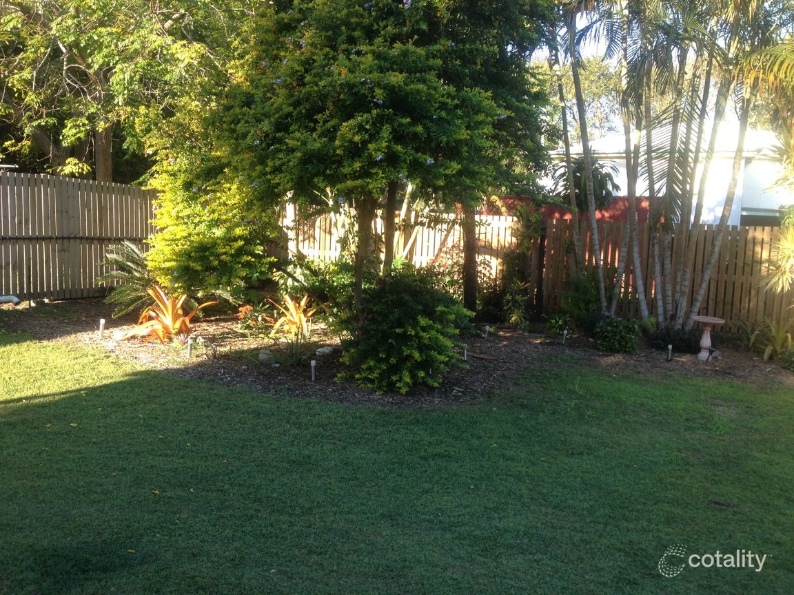 10 Brolga St, Slade Point, QLD 4740