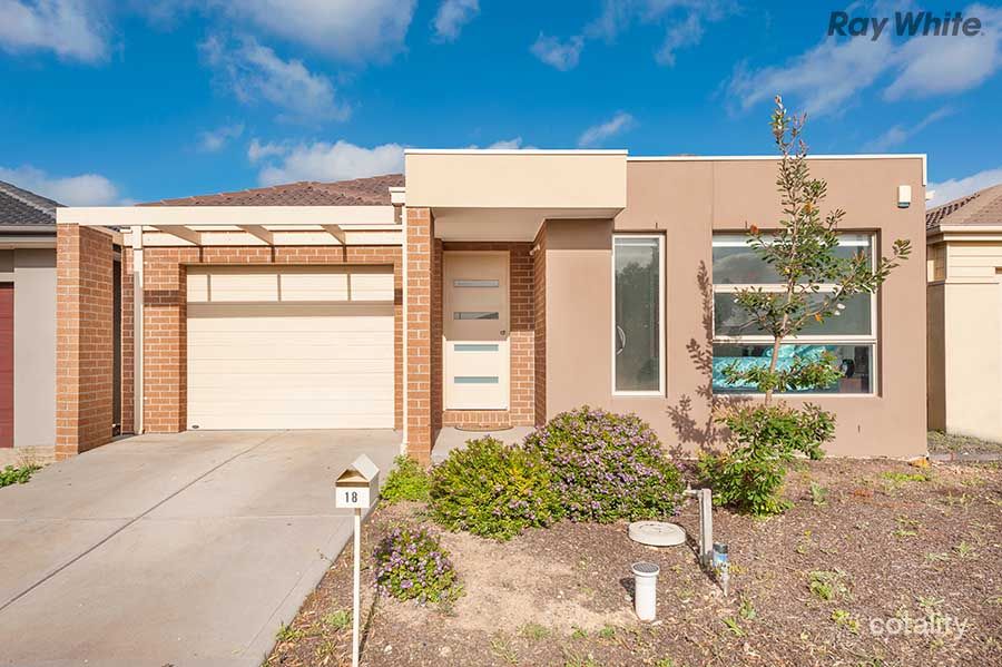 18 Meakin Way, Deer Park, VIC 3023