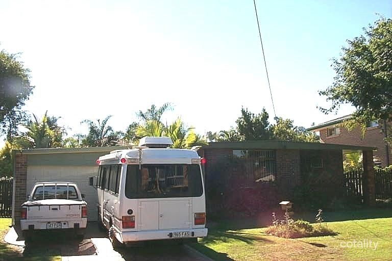 8 Matthew St, Scarborough, QLD 4020