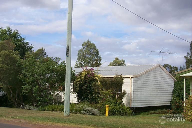 39 Boundary St, Moores Pocket, QLD 4305