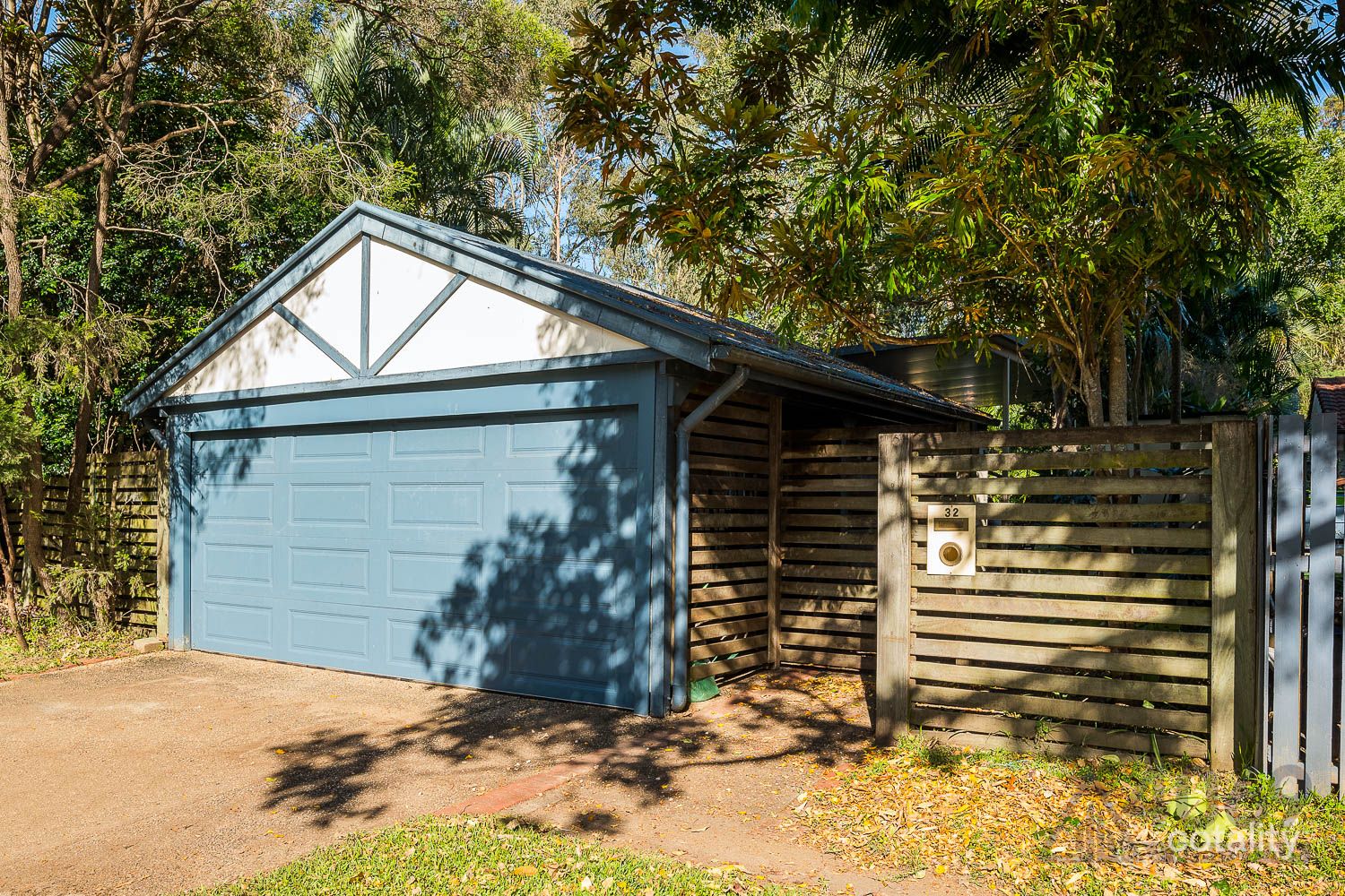 32 Lant St, Chapel Hill, QLD 4069