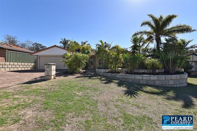 242 Trappers Dr, Woodvale, WA 6026