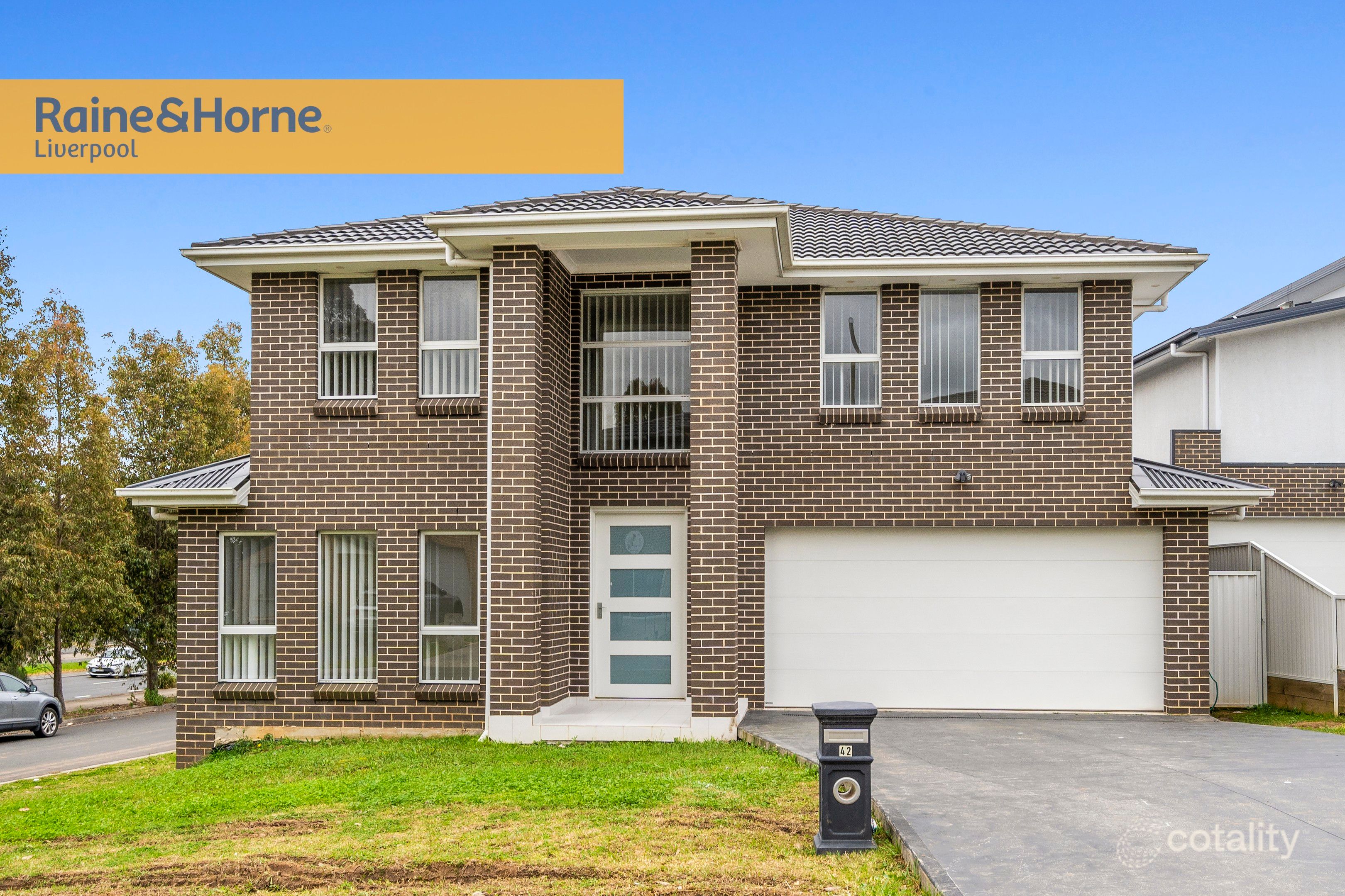 42 Rodeo Dr, Green Valley, NSW 2168