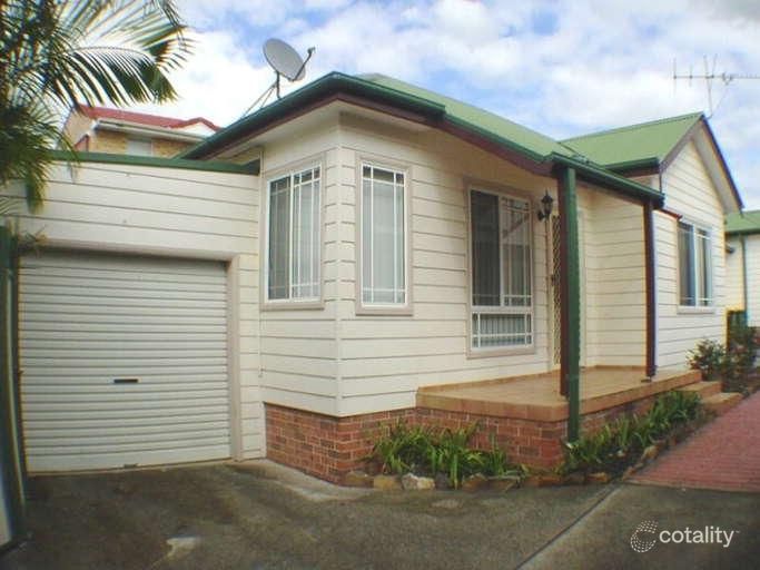 2/48 Atchison St, Wollongong, NSW 2500