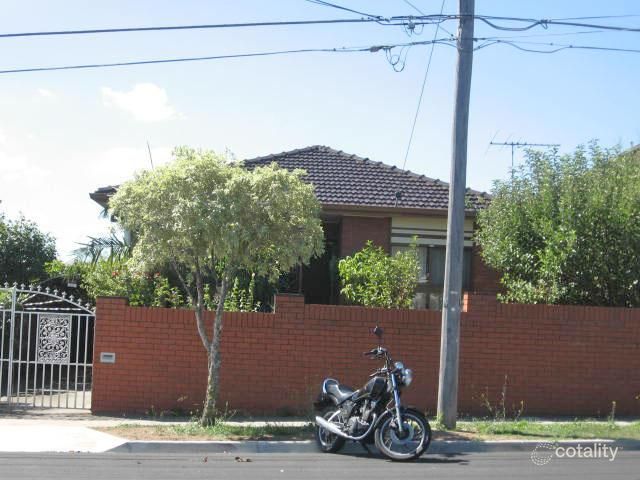 19 Martin St, Thornbury, VIC 3071