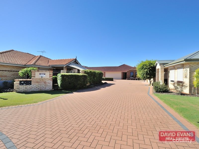 6/15 Cliffwood Pl, Waikiki, WA 6169