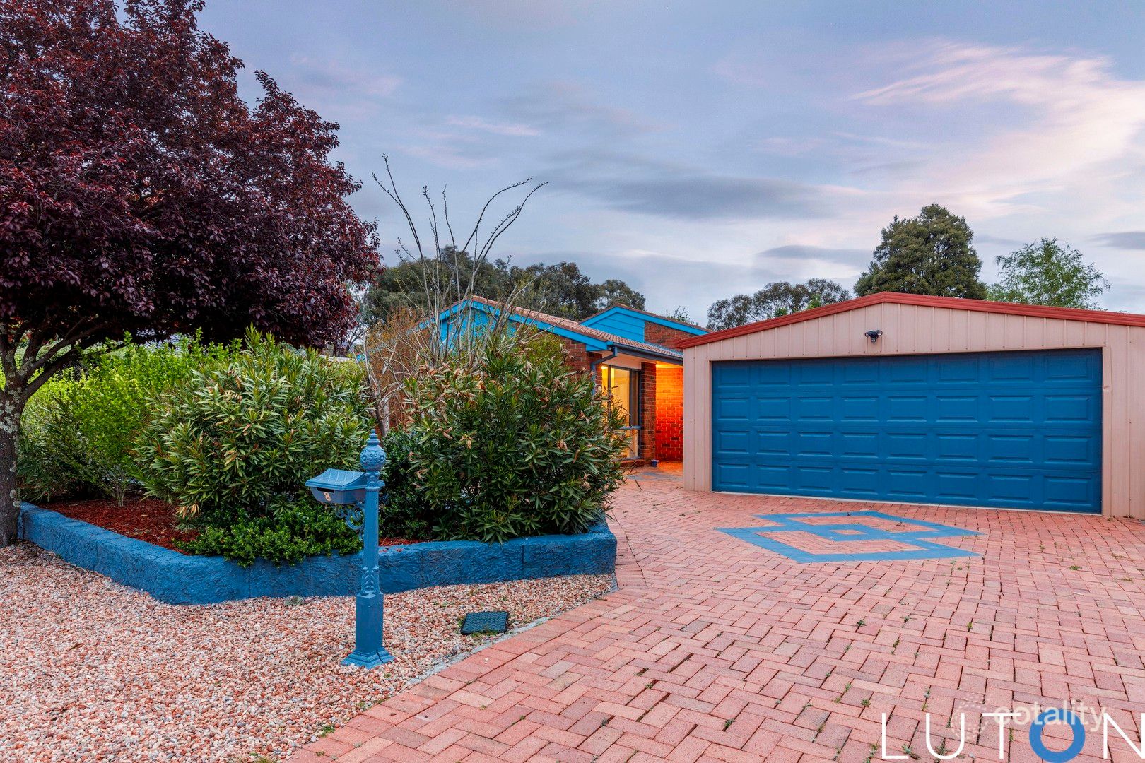 8 Hollis Pl, Gordon, ACT 2906