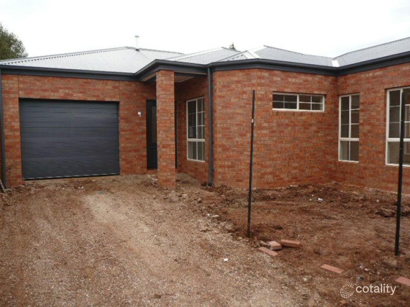8a Melton Cl, Werribee, VIC 3030