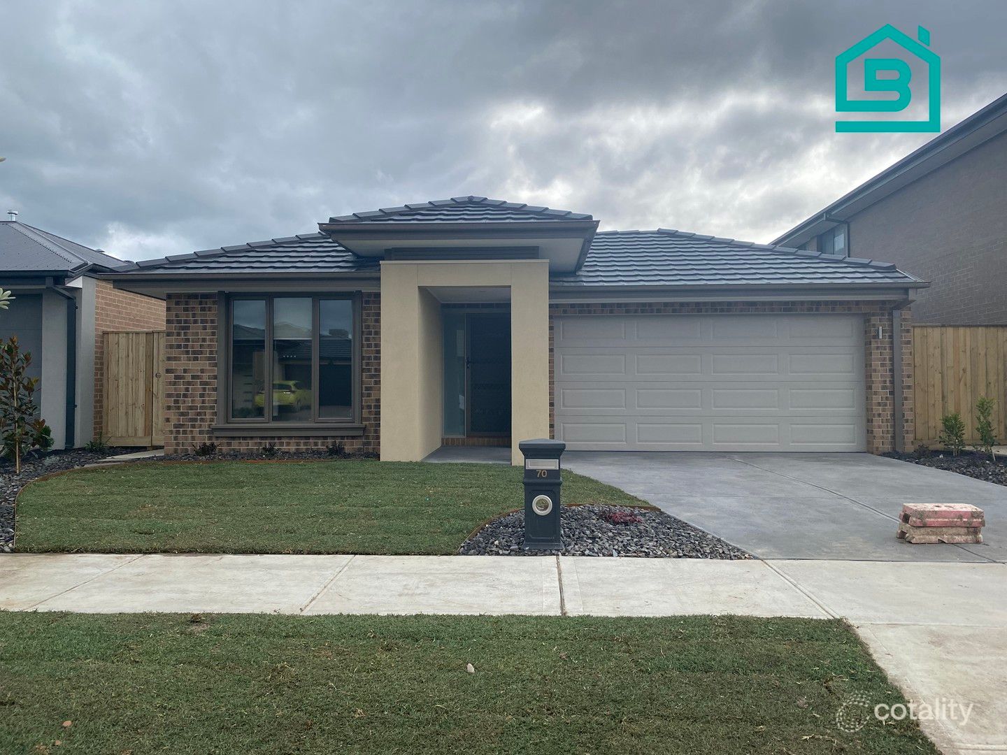 70 Kaduna Dr, Officer South, VIC 3809