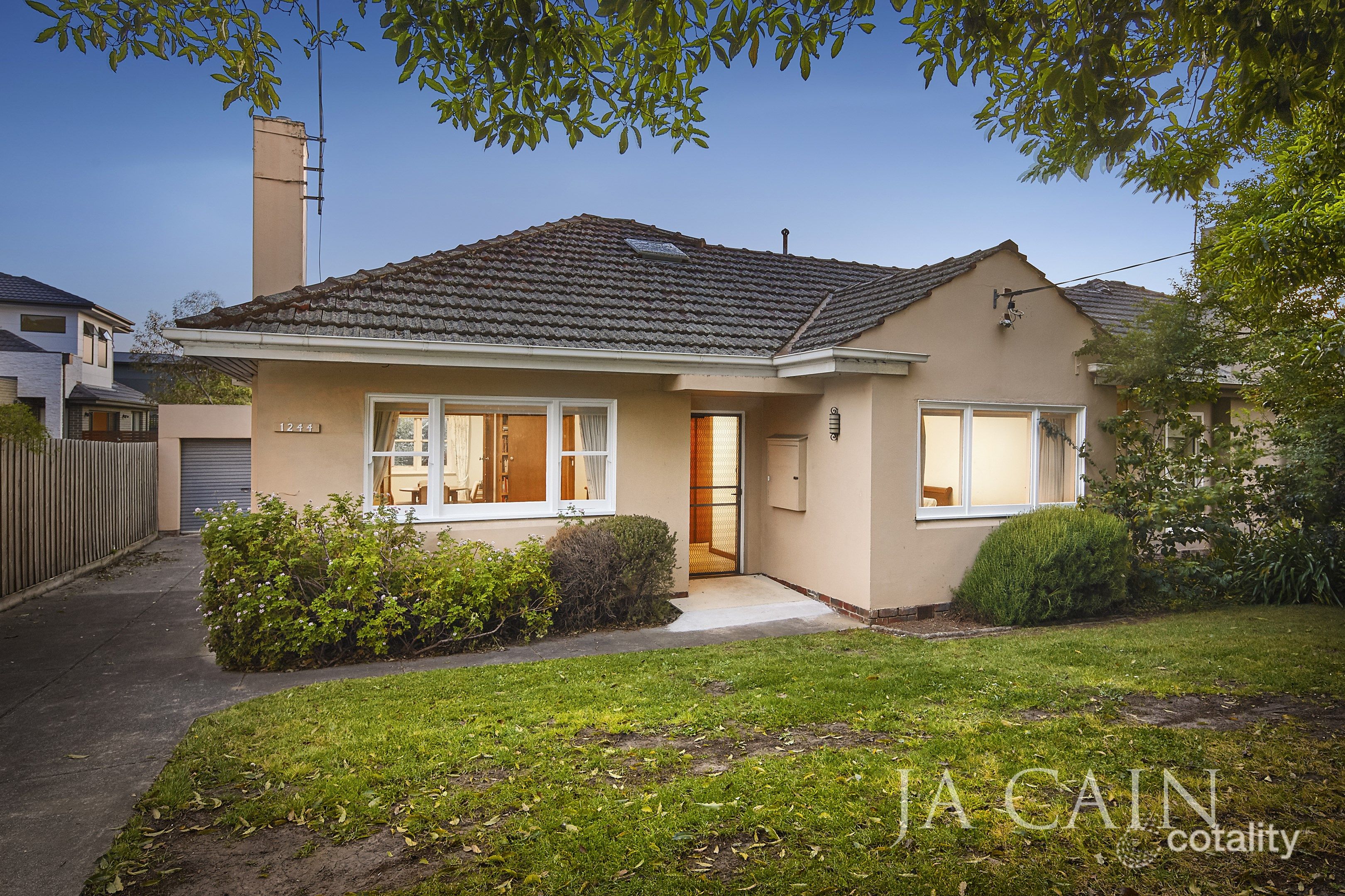 1244 Toorak Rd, Camberwell, VIC 3124