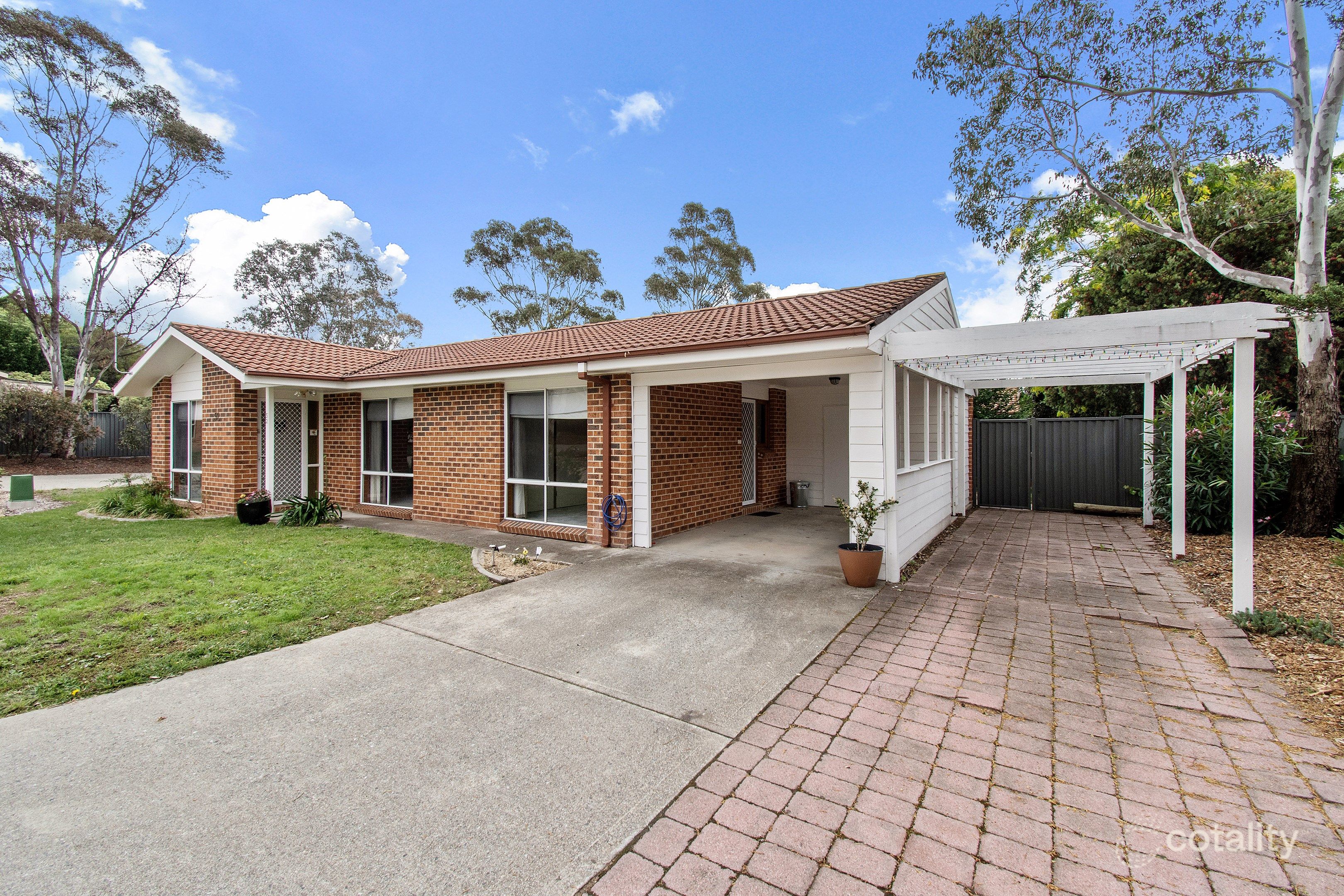 52/67 Ern Florence Cres, Theodore, ACT 2905