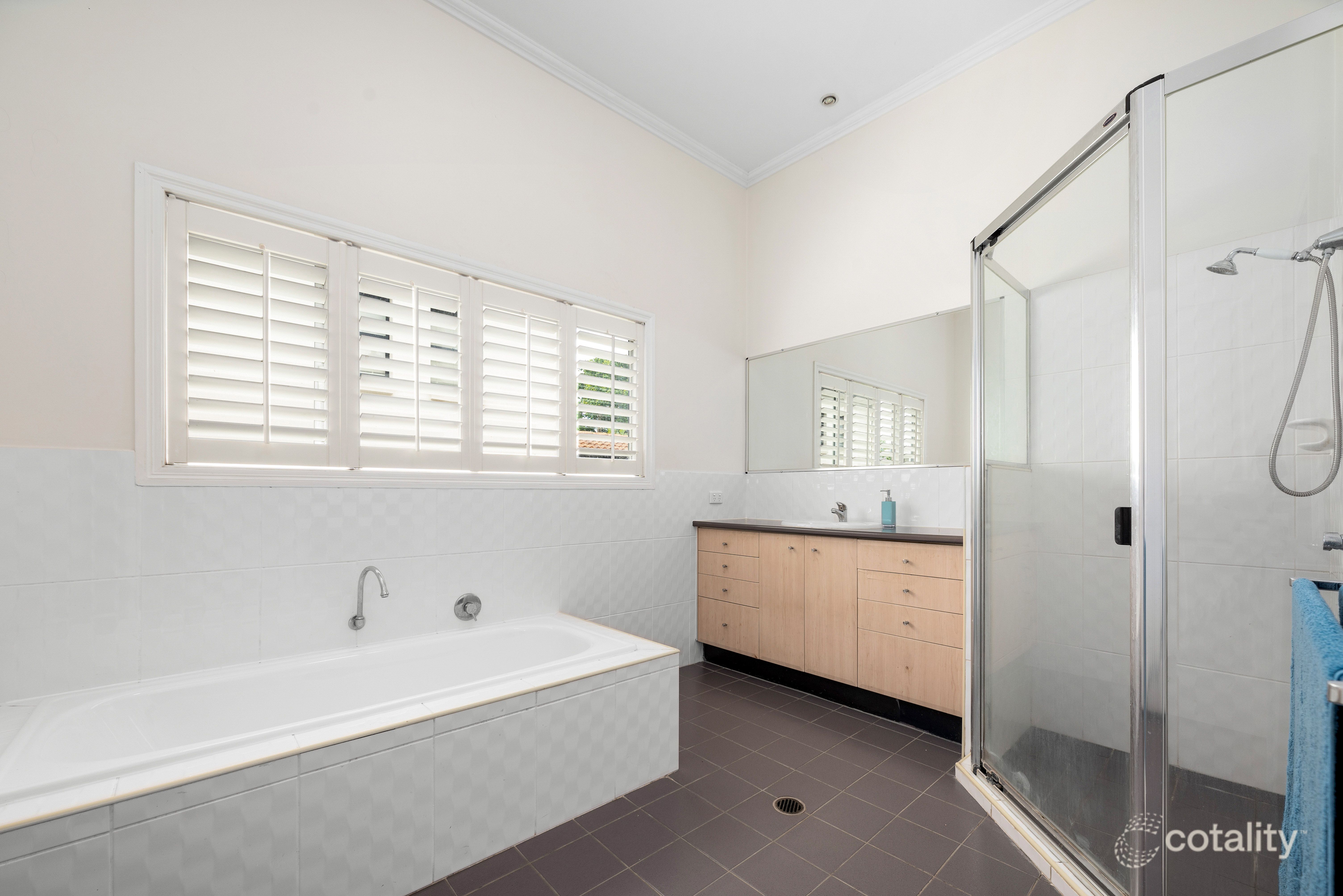 104 Barlow St, Clayfield, QLD 4011