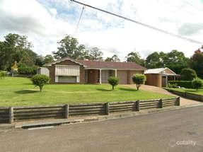 1 Leewood Cl, Yarramalong, NSW 2259