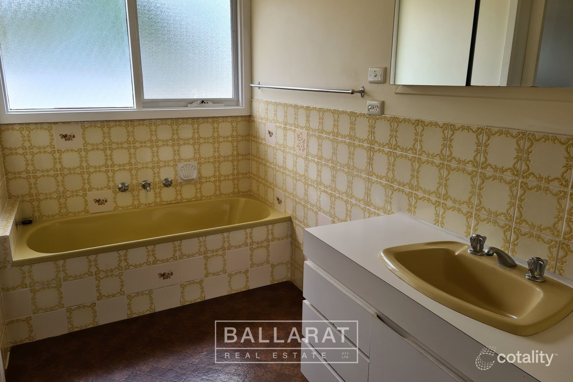 2/61 Napier St, Maryborough, VIC 3465