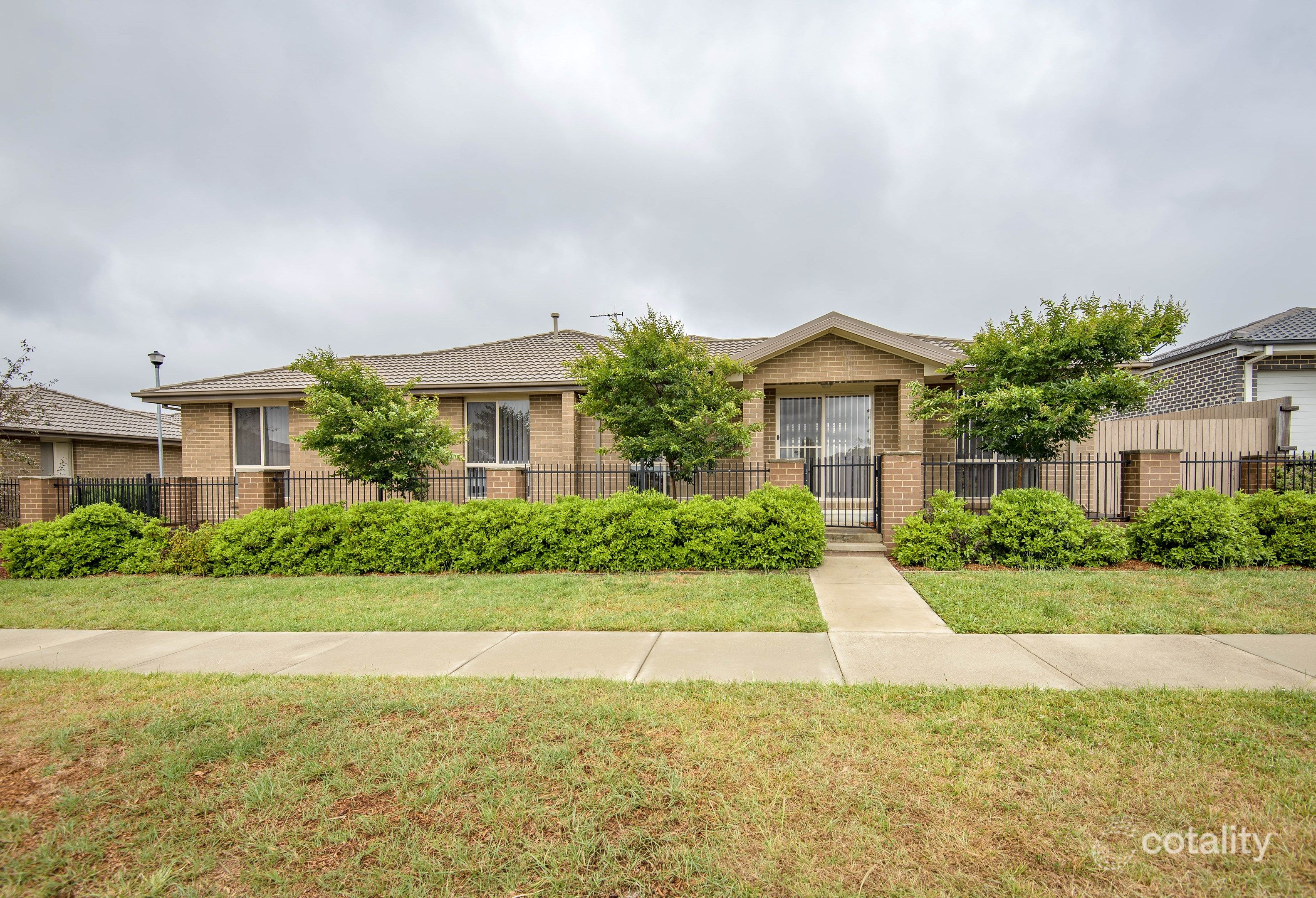 14/12 Maris King St, Casey, ACT 2913