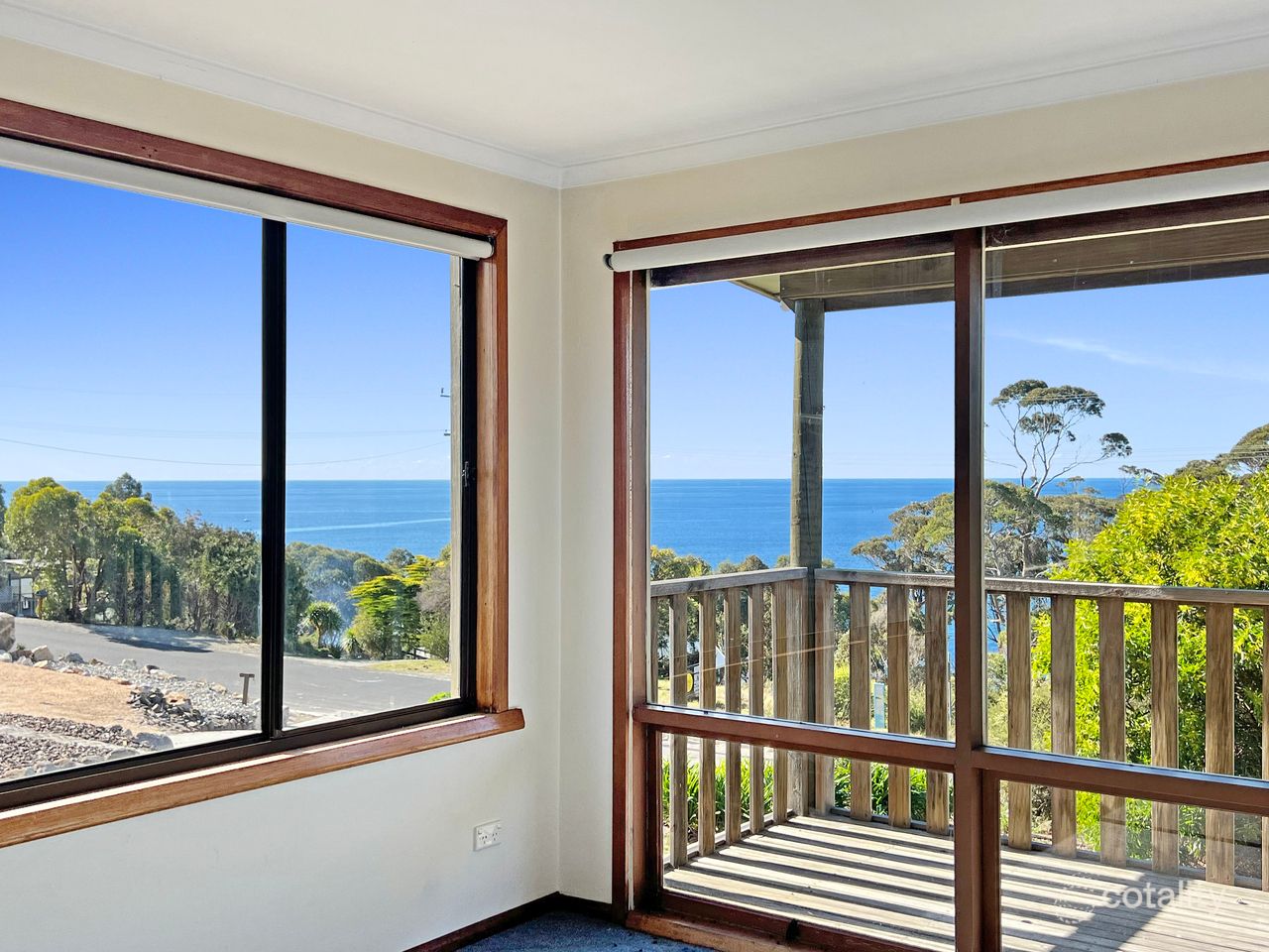 25 Treloggen Dr, Binalong Bay, TAS 7216