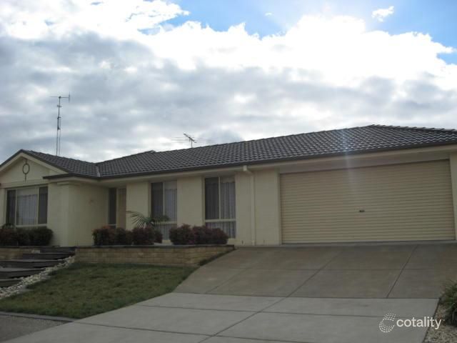 2 Doig Pl, Sunbury, VIC 3429