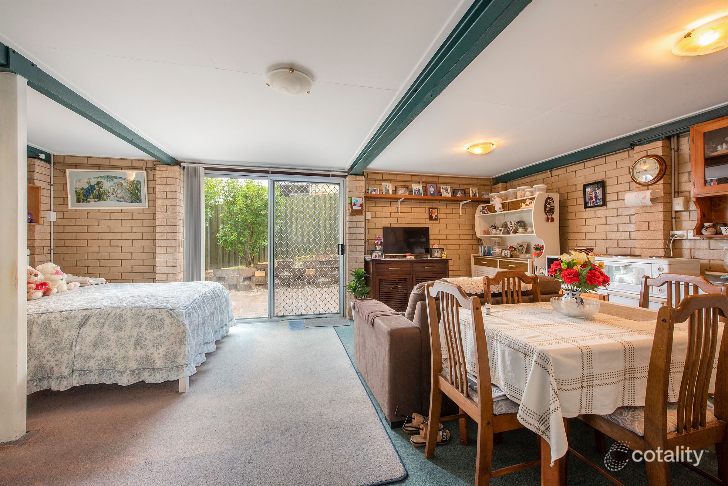 4 Romford Dr, Rochedale South, QLD 4123