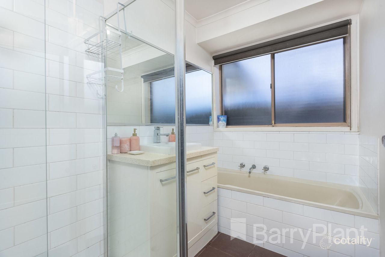 104 Shane Ave, Seabrook, VIC 3028