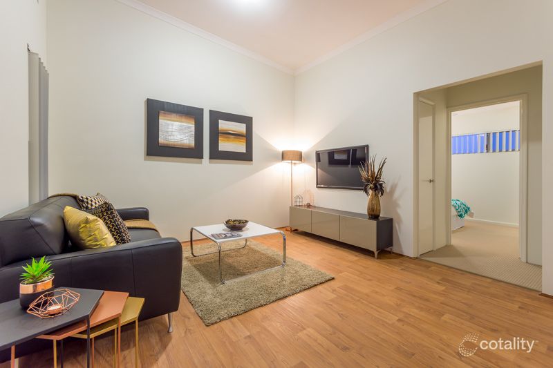 4/11 Biloxi Loop, Success, WA 6164