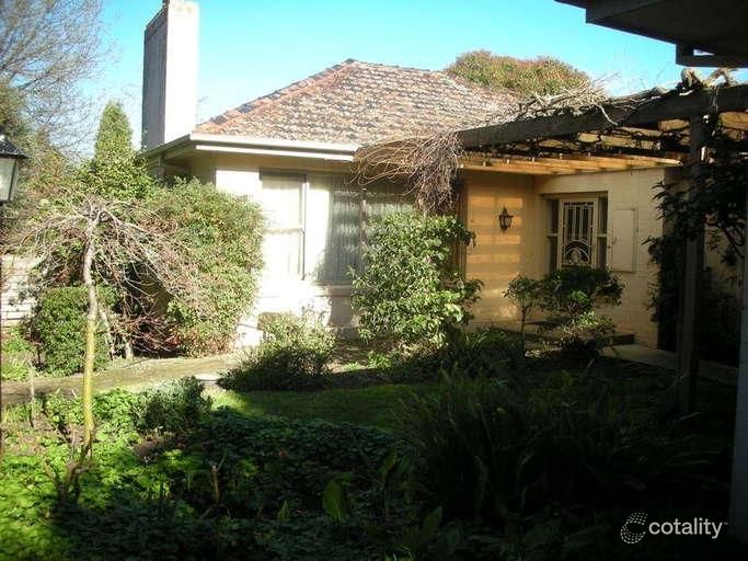 1/4a Lucknow St, Mitcham, VIC 3132