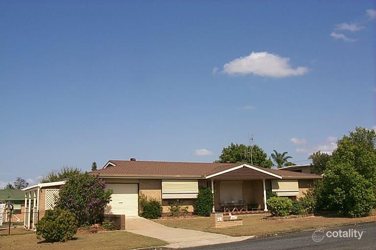 16 Clarke St, Pialba, QLD 4655