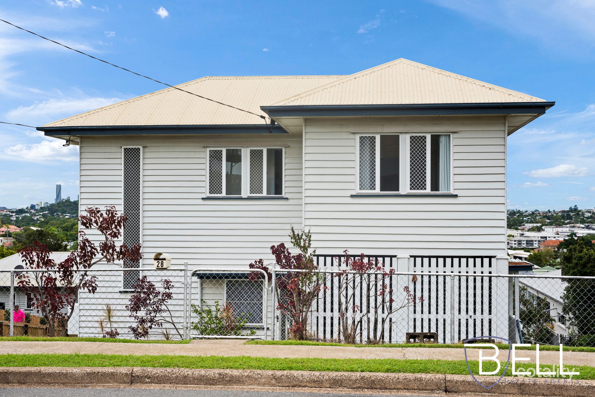 28 Winnam St, Stafford, QLD 4053