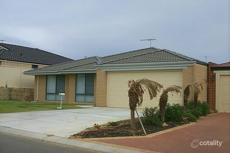 12 Wishaw Loop, Kinross, WA 6028