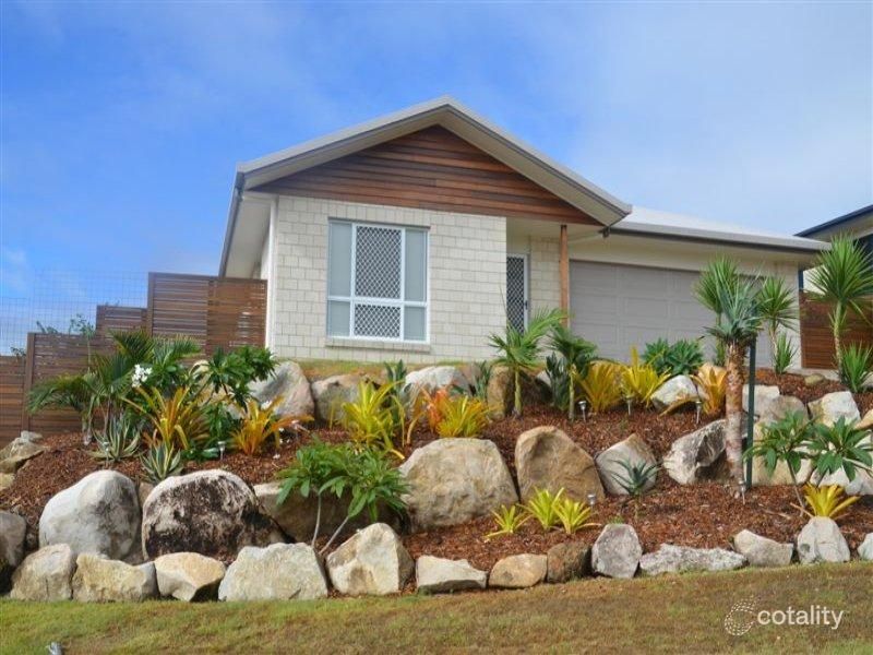 9 Lexington Dr, Lammermoor, QLD 4703