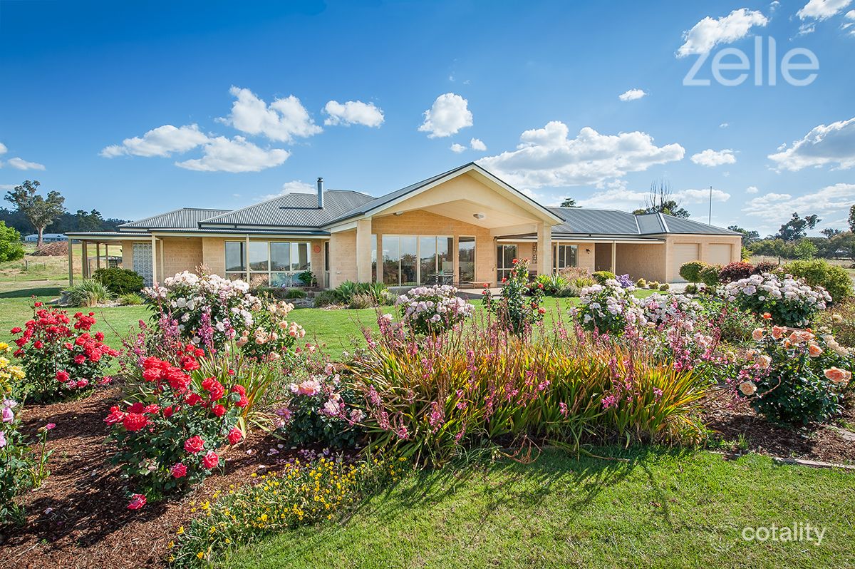 37 Alexandra Way, Table Top, NSW 2640