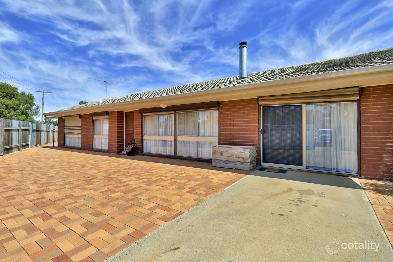 200 Henry St, Deniliquin, NSW 2710