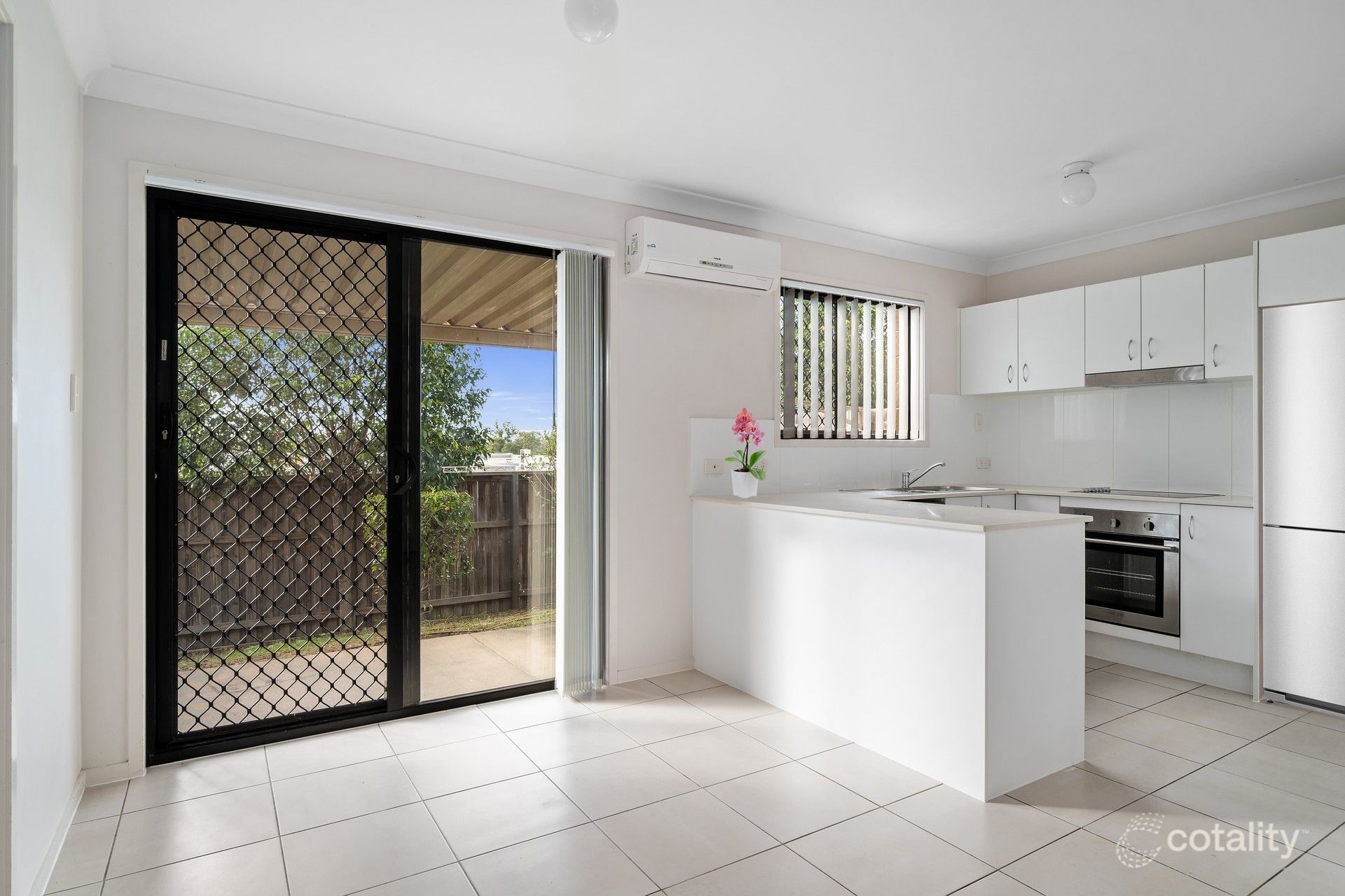 9/19 Flower Pl, Richlands, QLD 4077